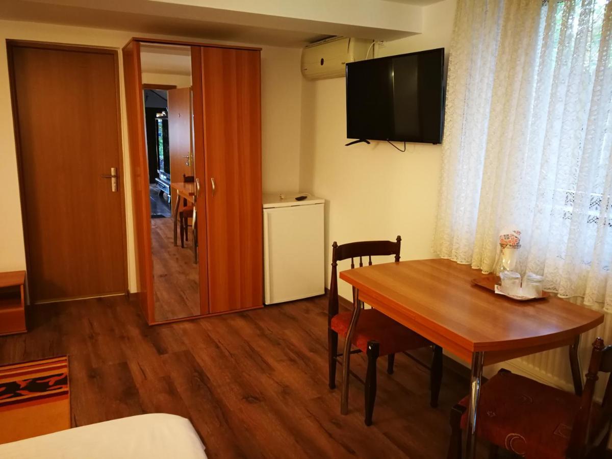 Vila Speranta Plescoi Экстерьер фото